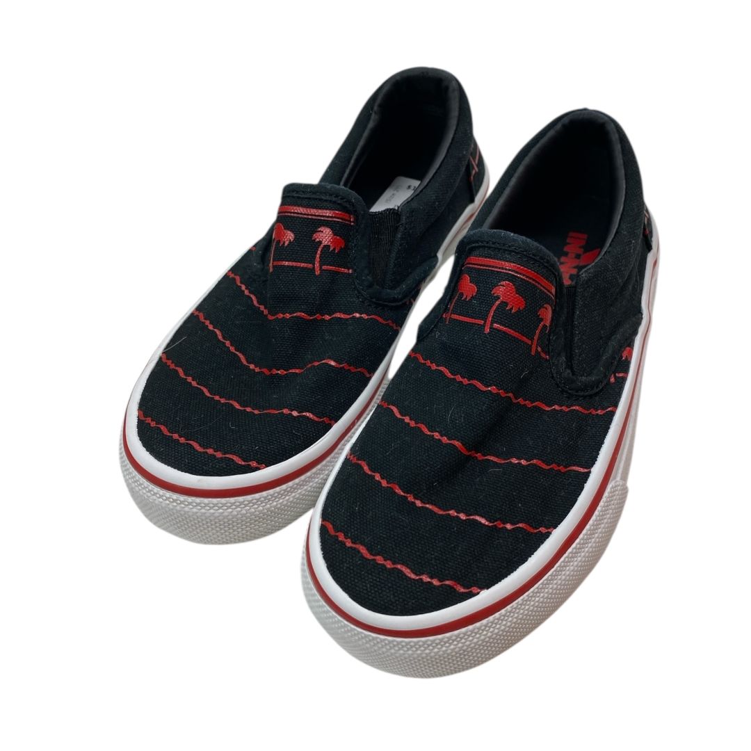 In & Out Black Slides (Size 2Y)