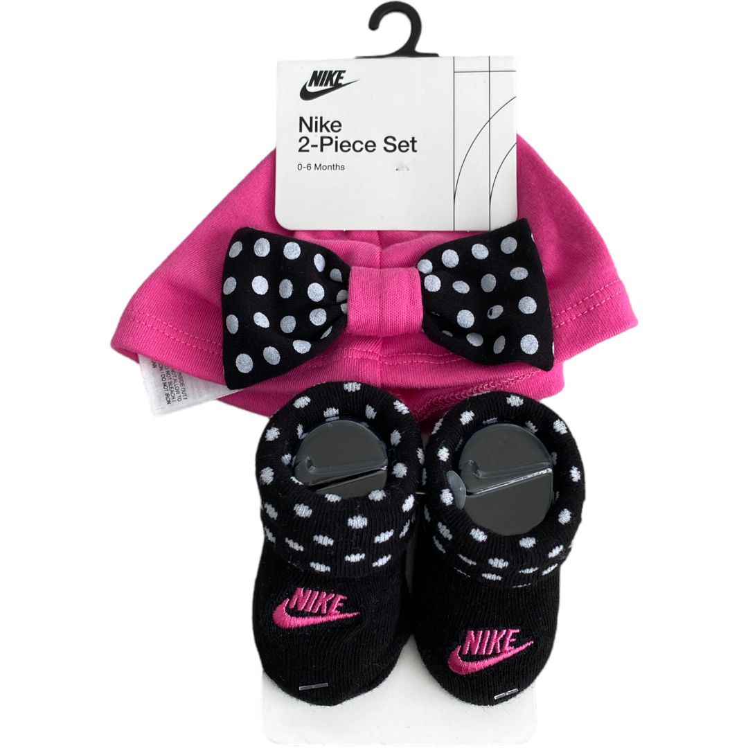Nike Pink & Black Hat & Booties Set NWT (0/6M Girls)