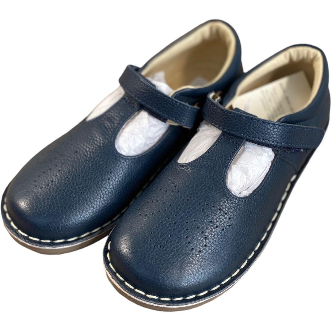 Mini Boden Navy Leather Dress Shoes NWOT (Size 2/2.5Y)