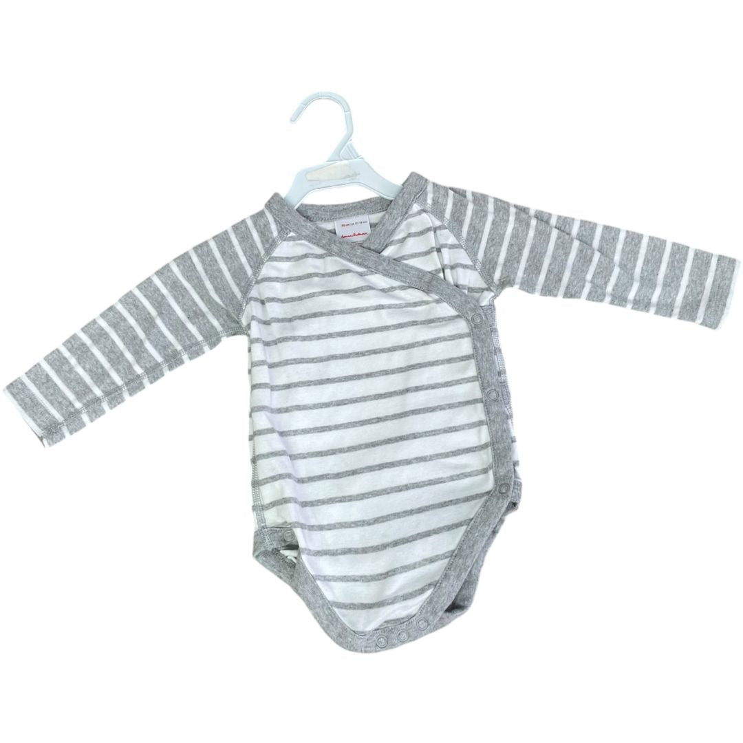 Hanna Andersson Grey Organic Stripe Crossover Onesie (12/18M Neutral)