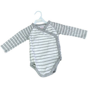 Hanna Andersson Grey Organic Stripe Crossover Onesie (12/18M Neutral)