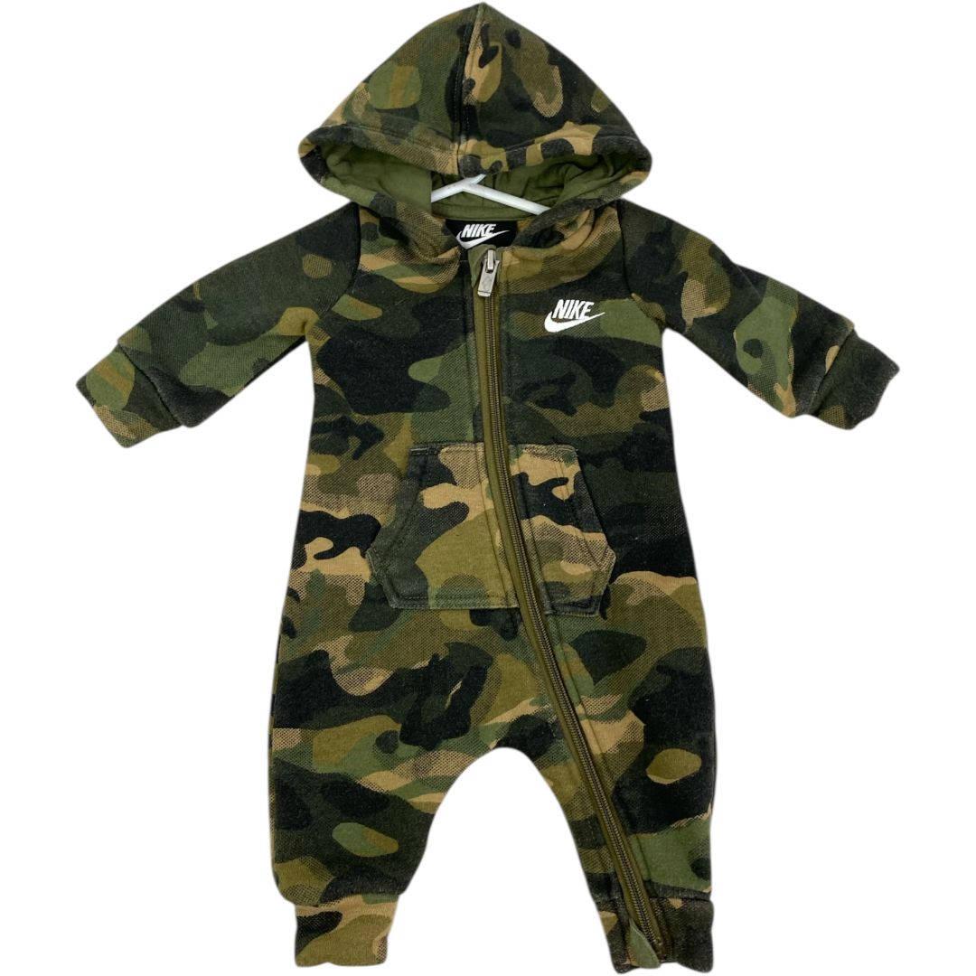 Nike Green Hooded Camo Romper (Newborn Boys)